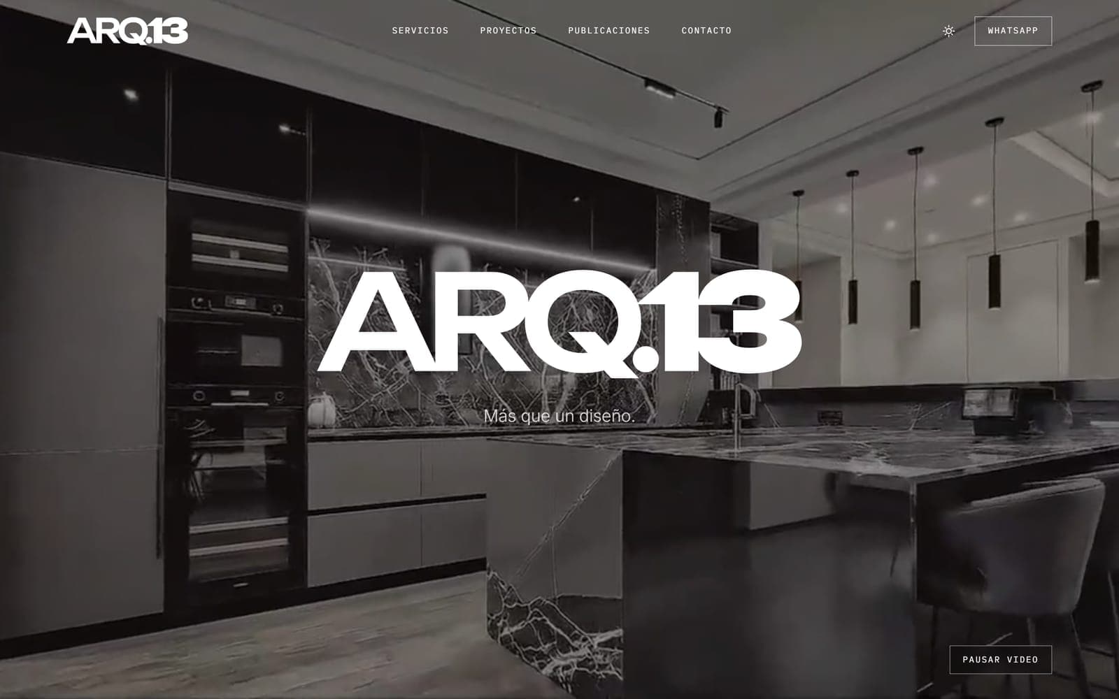 Portada del sitio de ARQ13